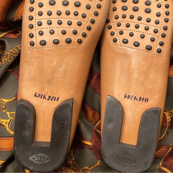 TOD’S Italy Gommino Camel/Tan Leather Driving Shoes Slip On Size 10.5 USA 10. - Picture 4 of 8
